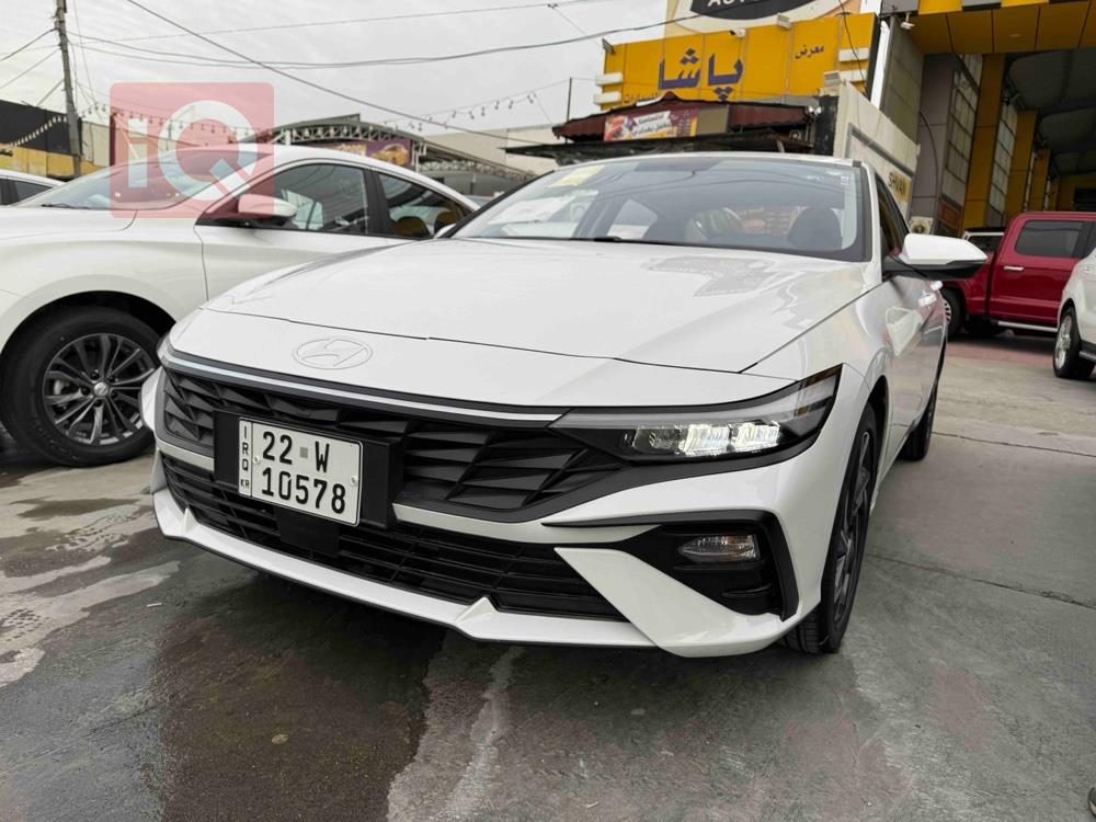 هیوندای ئەلەنترا